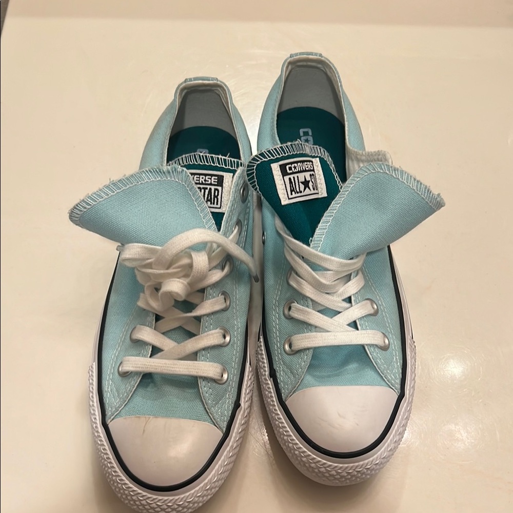 Converse Women’s Shoes in Light Blue